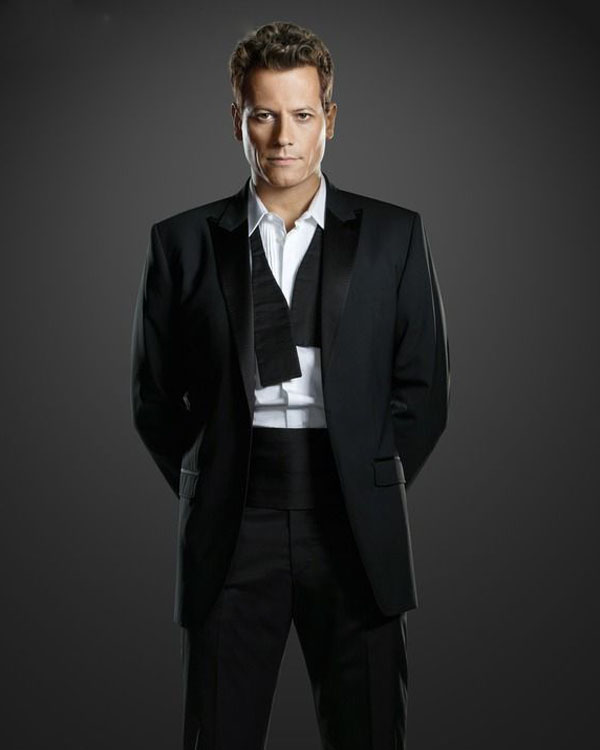 北京職業(yè)裝定做之穿西裝常犯的錯誤